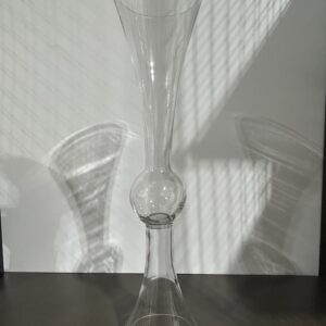 clear flower vase