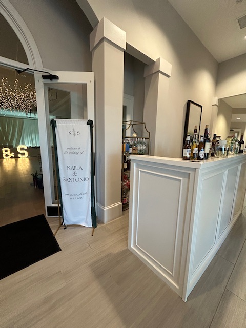 8' White Bar with Customizable Panels 2 8' White Bar with Customizable Panels - Image 2